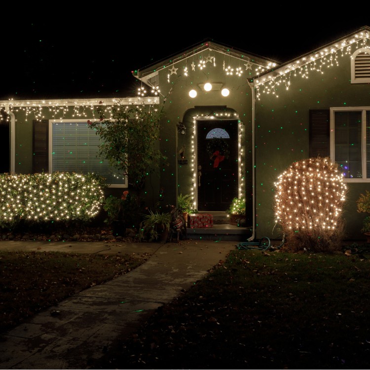 Christmas Decorations in Caledonia, IL Christmas Decorations in Caledonia, IL