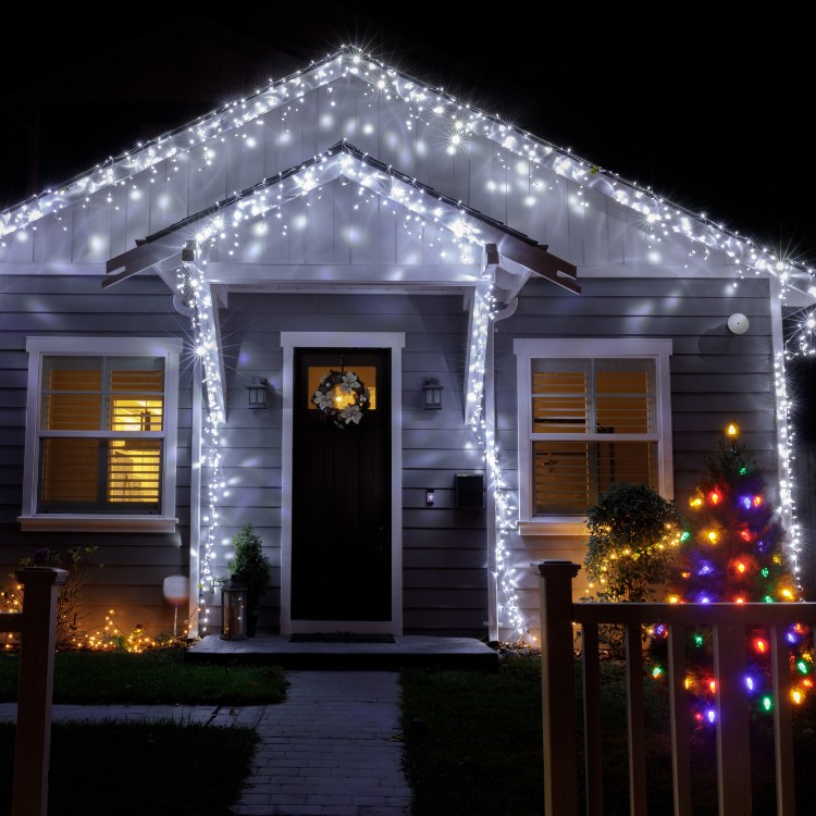 Christmas Decorations in Caledonia, IL Christmas Decorations in Caledonia, IL